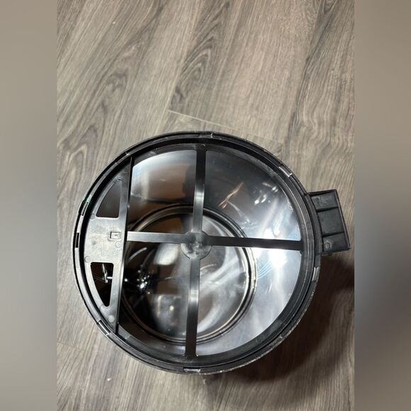 New Prima Bath Step Trash Can NWT - Picture 6 of 7